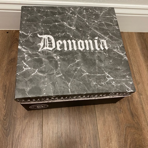 BUBBLEGUM DISCO REVOLUTION PLATFORM BOOTS from DEMONIA - Picture 8 of 10